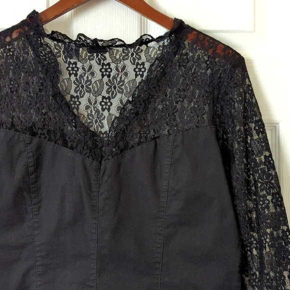 Malcolm & Co. 90's Vintage Whimsigoth Floral Lace Long Sleeve Blouse Black M - Picture 10 of 10